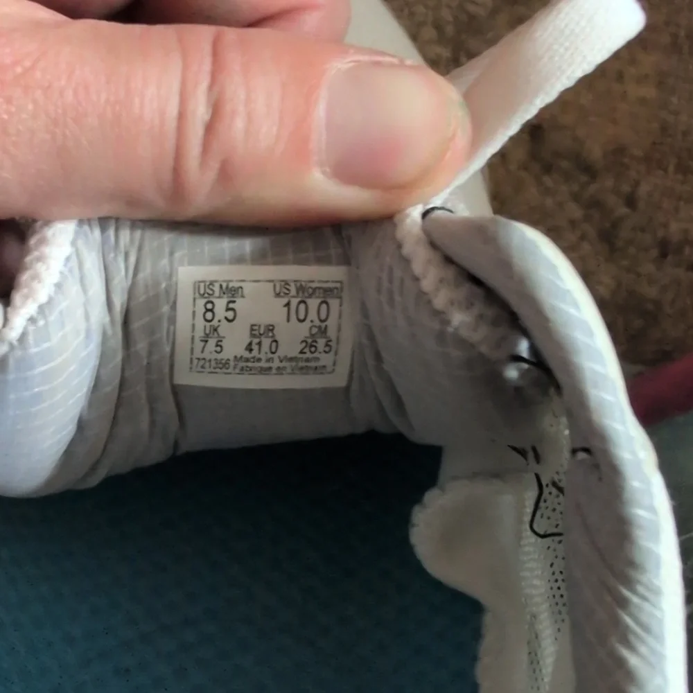 Vans - Picture 3 of 3